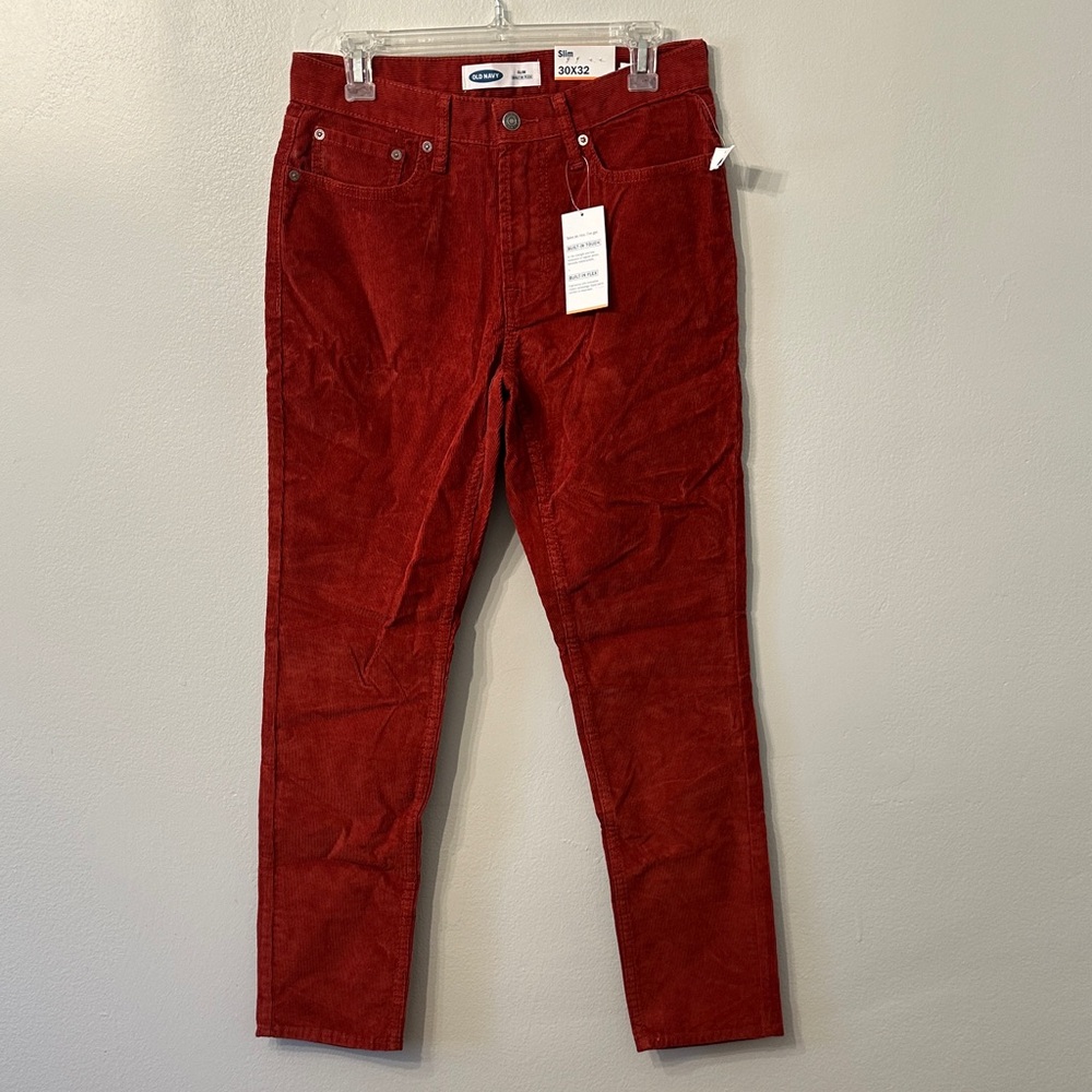 Old Navy Slim Corduroy Pants in Deep Rust
